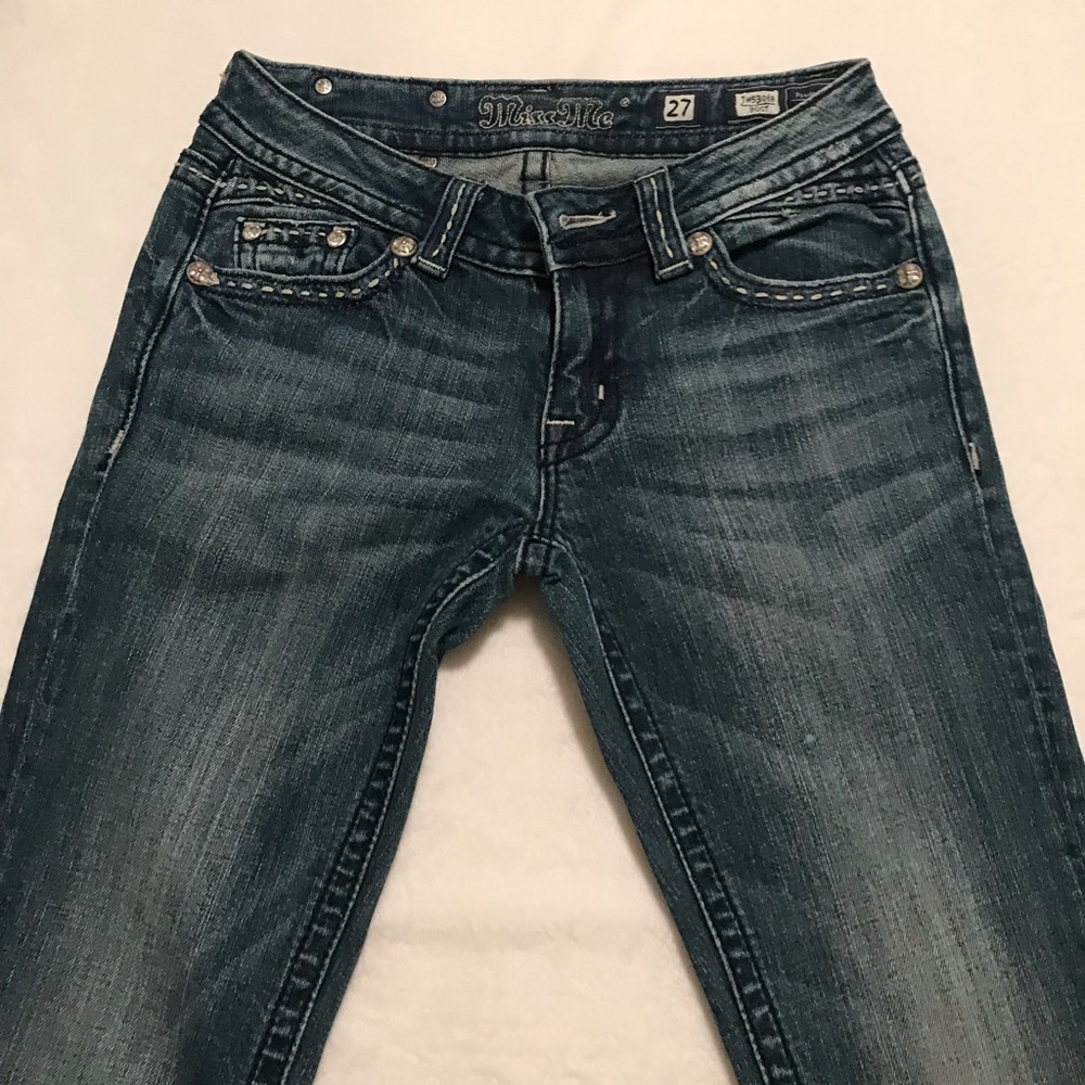 Woman’s Miss Me size 27 bootcut Jeans